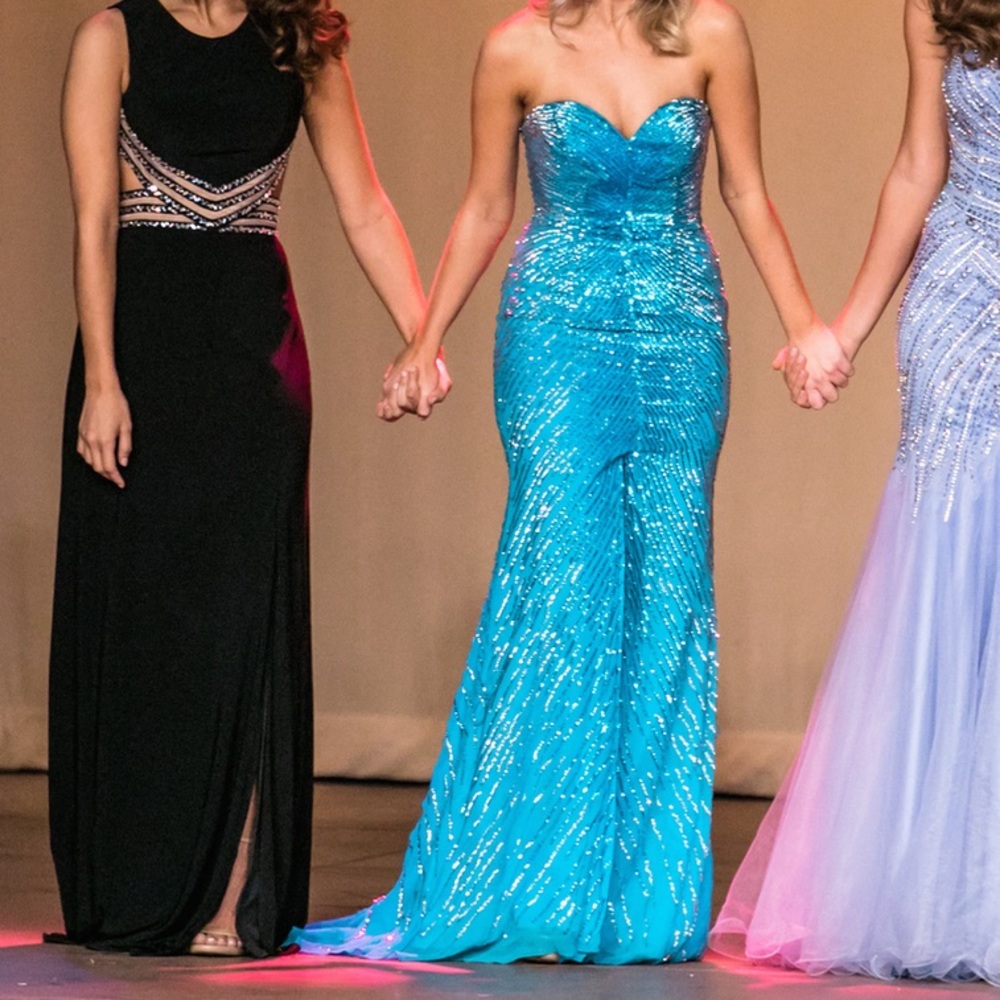 Teal and Silver Sequin Size 0 Sherri Hill Dress 👗